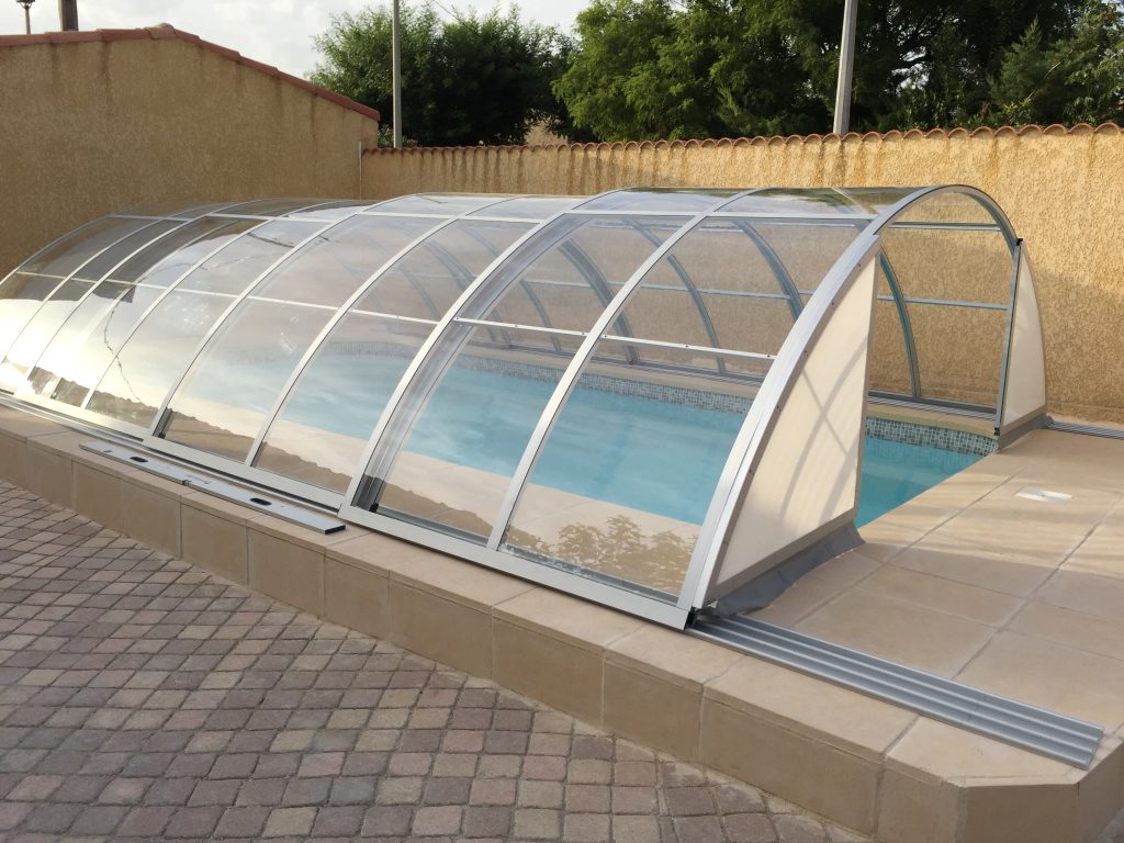A retractable swimming pool enclosure design