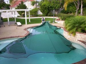 Swimming Pool Blanket Cover VS. Polycarbonate Pool Enclose