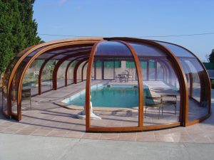 Wood swimming pool enclosure