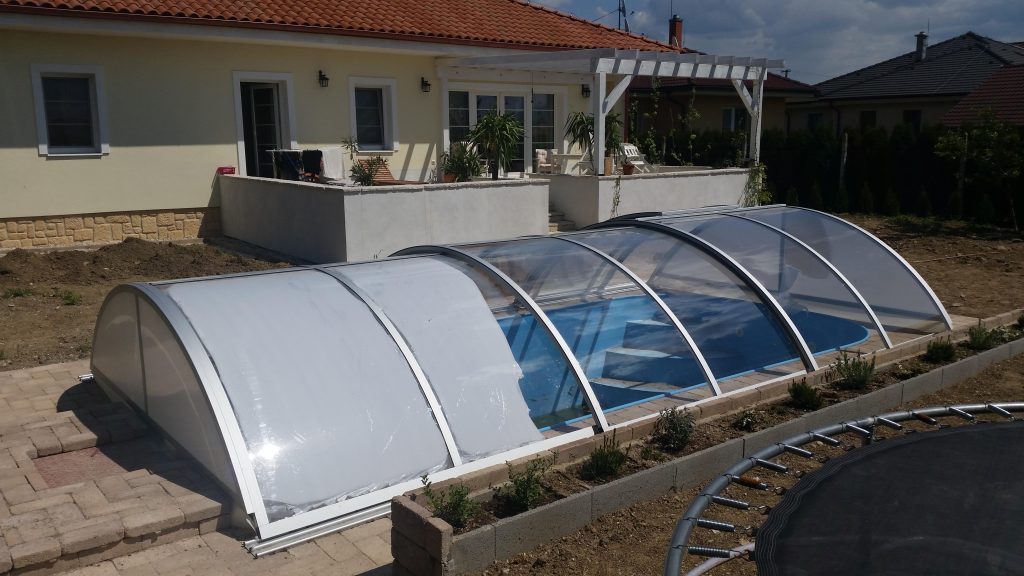 swimming pool enclosures